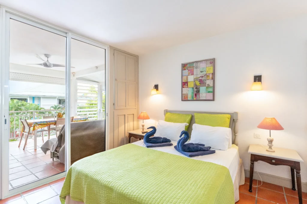 chambre-vue-terrasse-guadeloupe