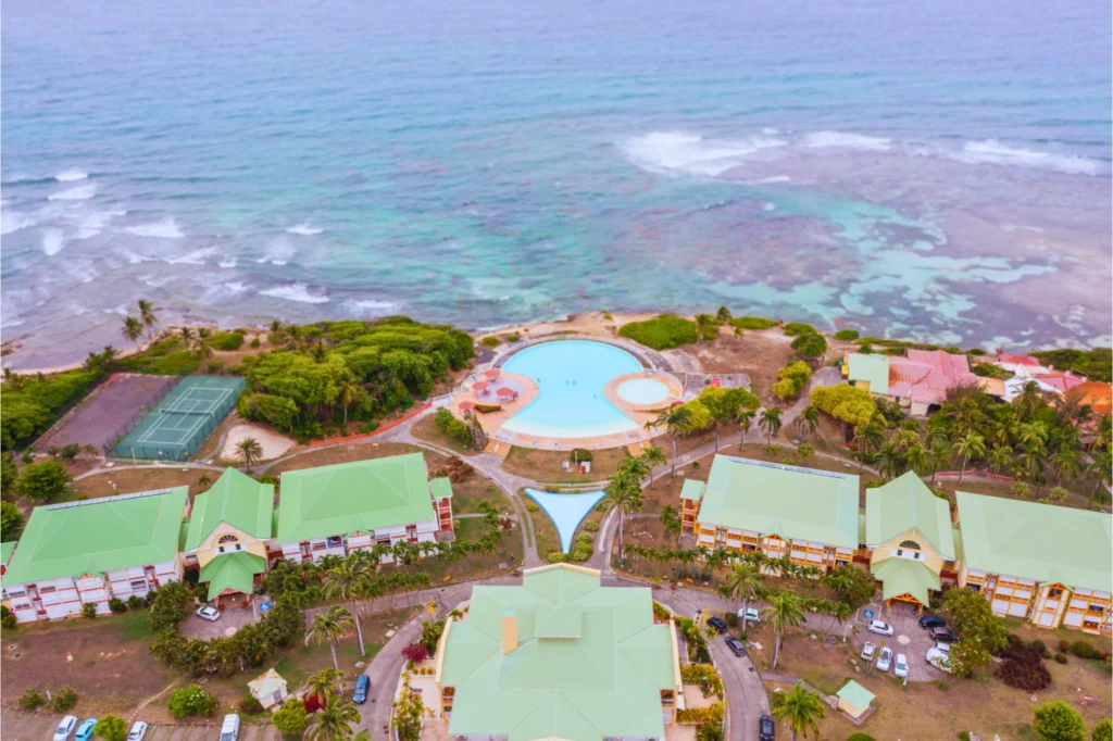vue-aerienne-anse-des-rochers-guadeloupe